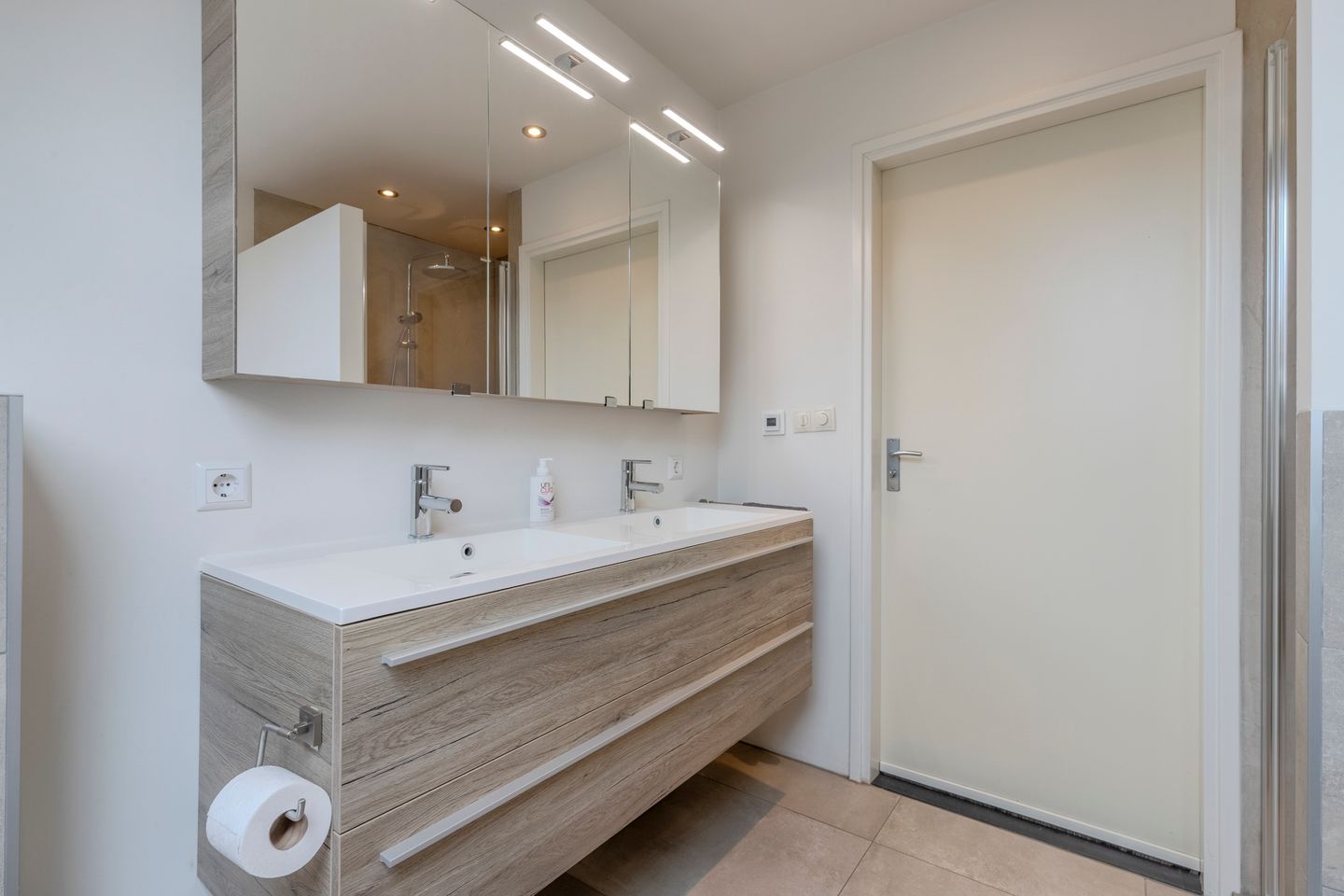 Foto 44 van Lange Veertel 71