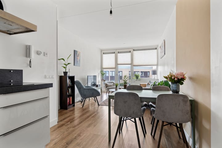 Photo 2 of Robijnstraat 23