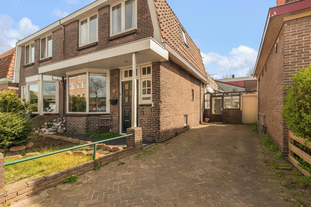 Photo 2 of Graaf Janstraat 19