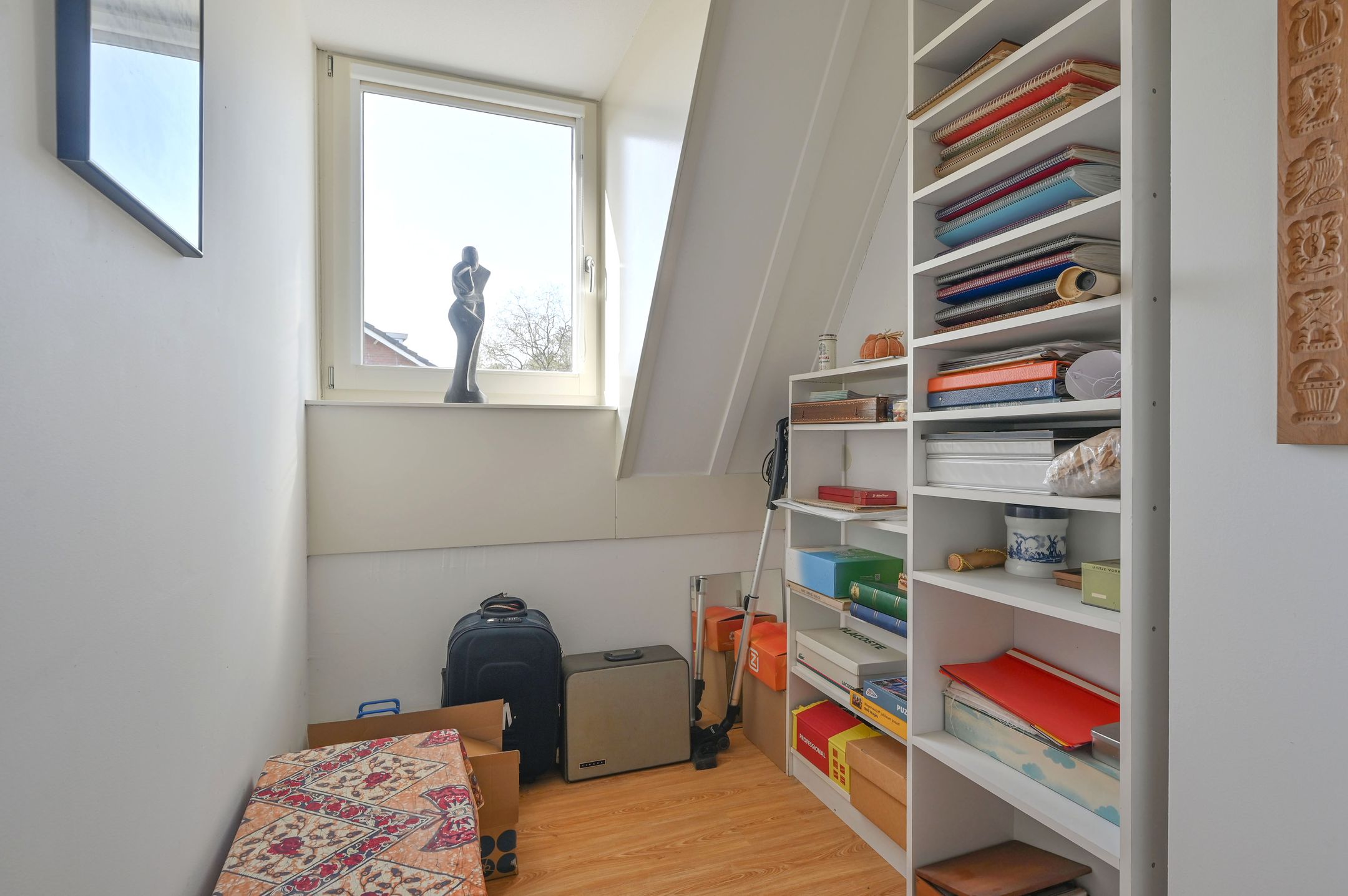 Photo 18 of Van Hogendorplaan 46-D