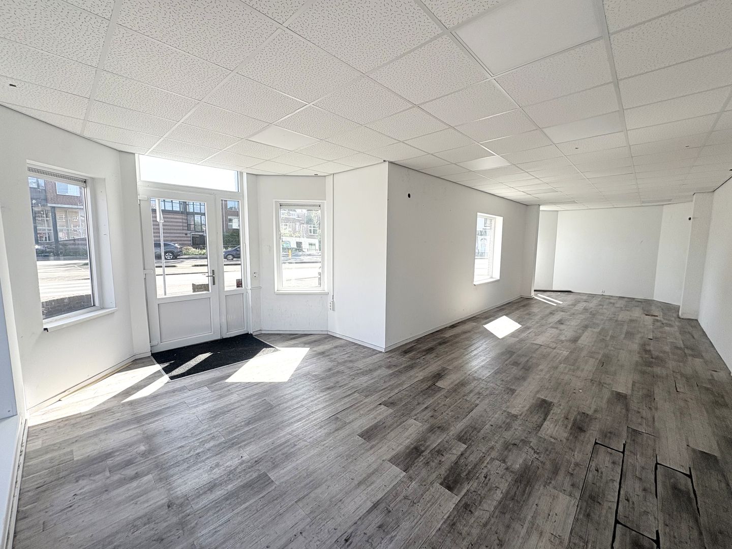 View photo 5 of Rijswijkseweg 481