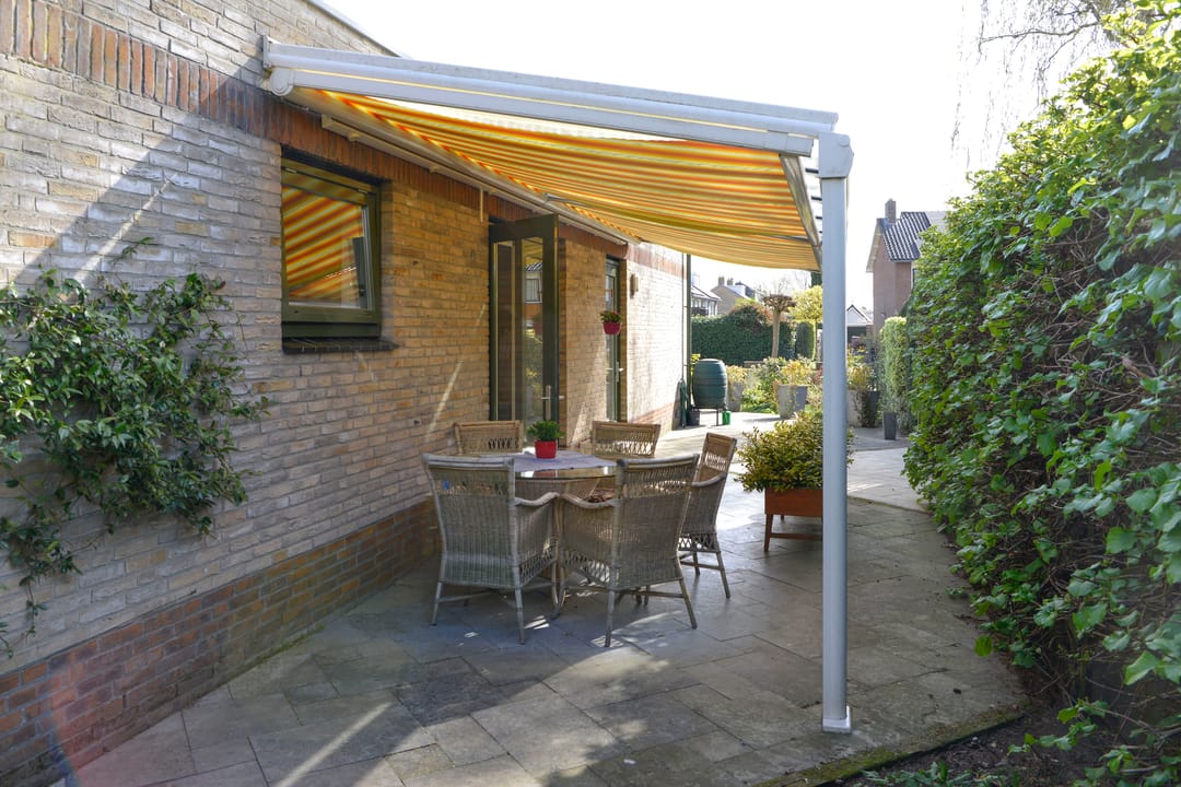 Photo 26 of Van Hogendorplaan 46-D