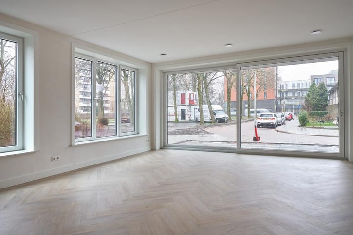 Photo 2 of Dokter van Nieveltweg 3-D