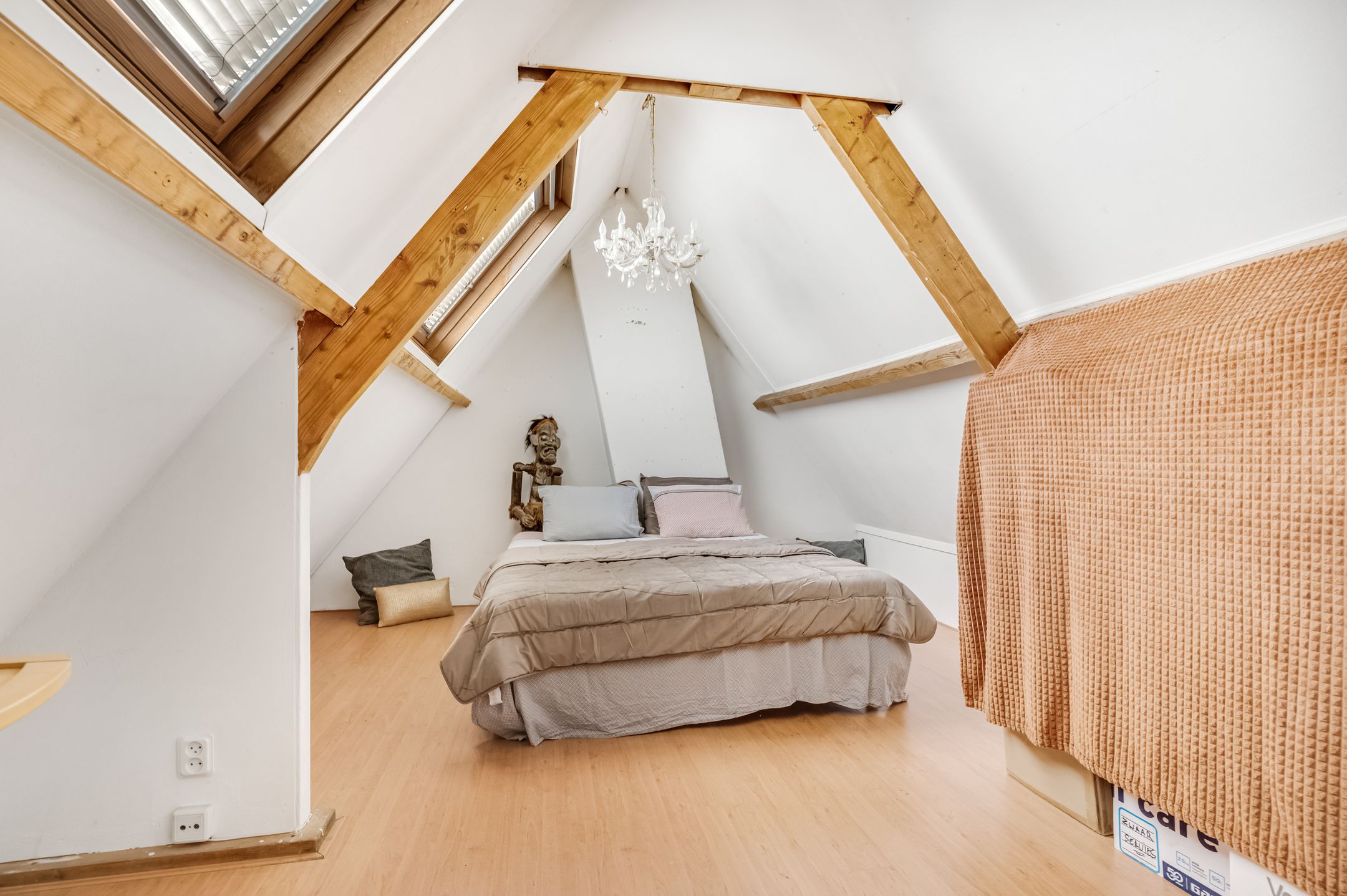 Foto 30 van Tweede Parallelweg 2