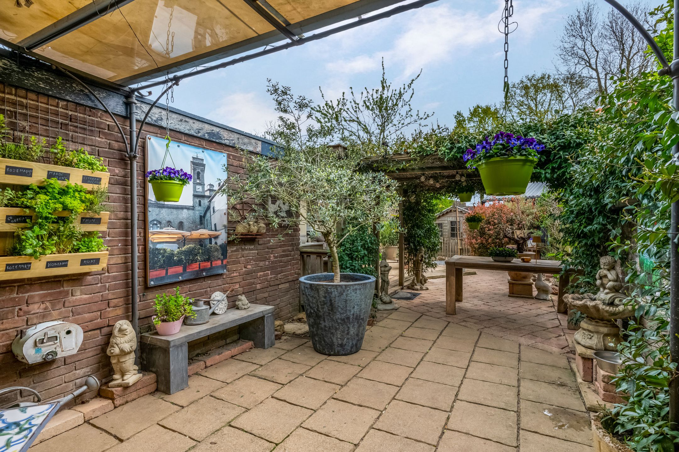 Foto 33 van Tweede Parallelweg 2