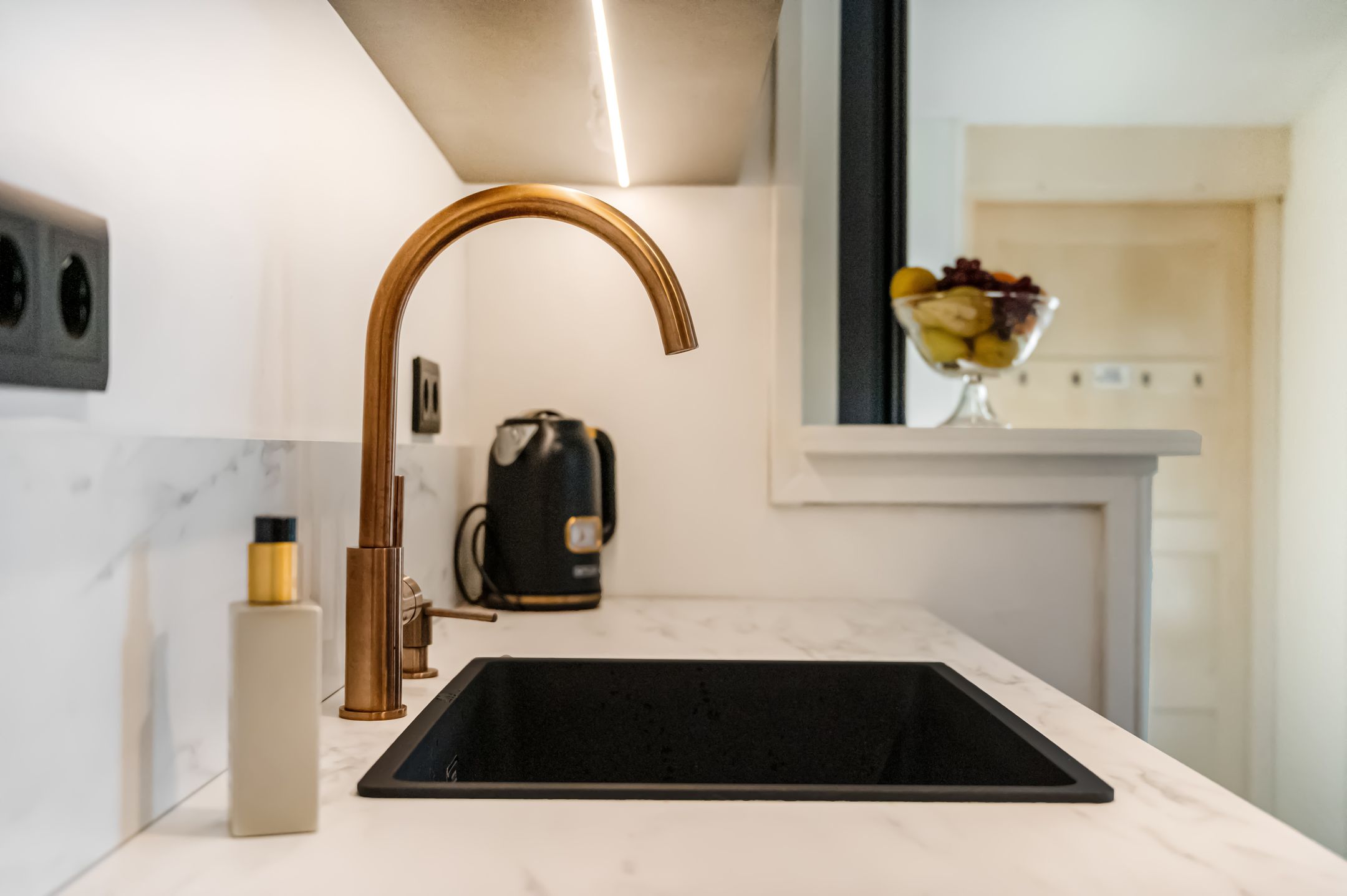 Foto 15 van Tweede Parallelweg 2