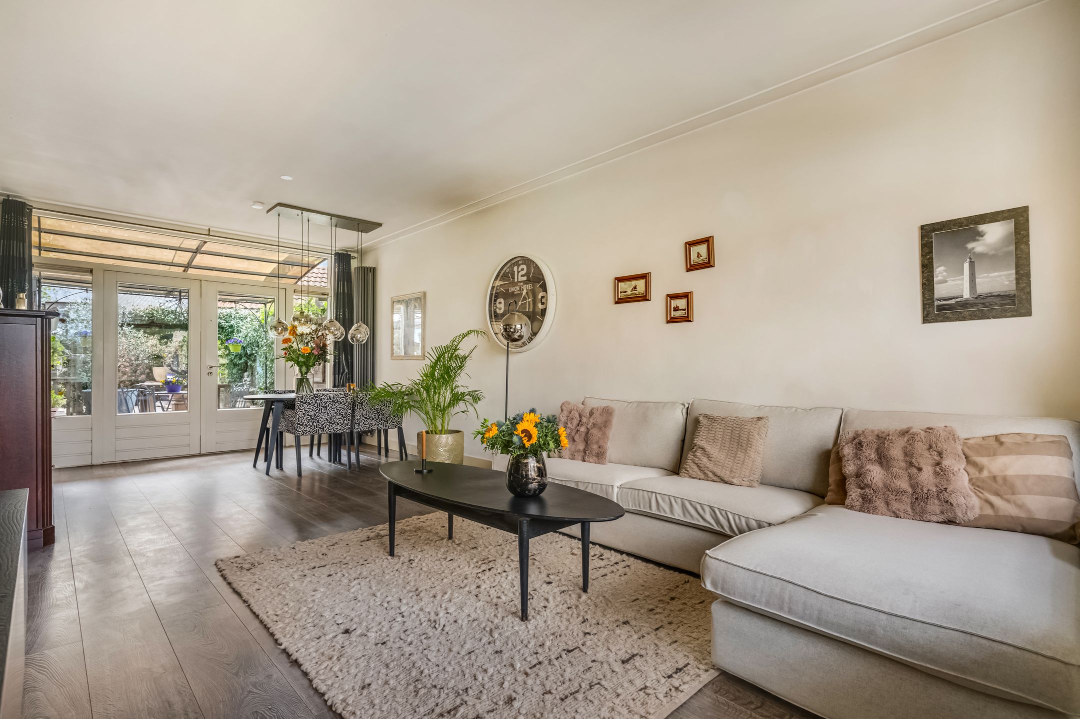 Foto 9 van Tweede Parallelweg 2