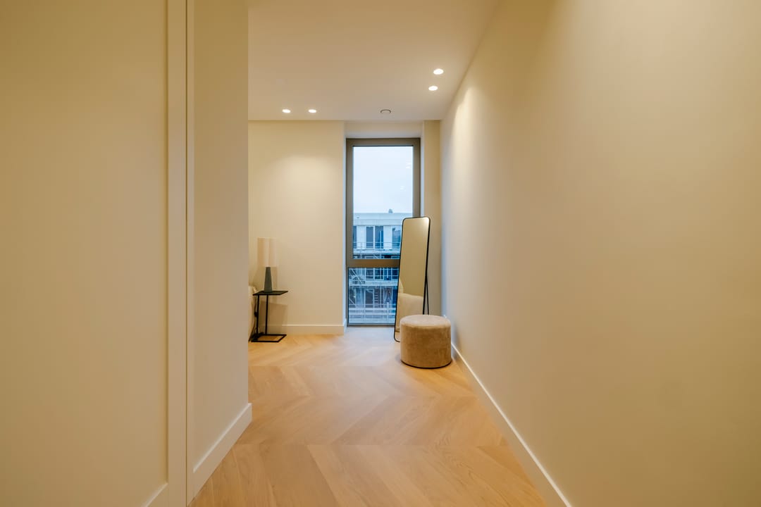 Luxurious Penthouse with Panoramic Views in Amsterdam Overhoeks — 41
