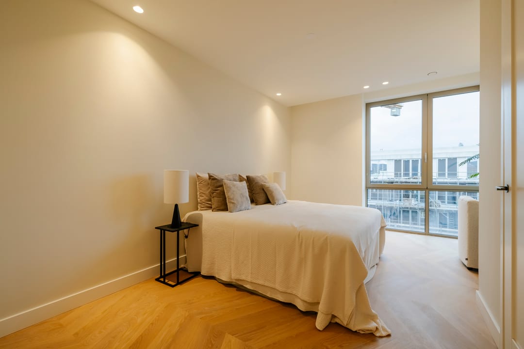 Luxurious Penthouse with Panoramic Views in Amsterdam Overhoeks — 37