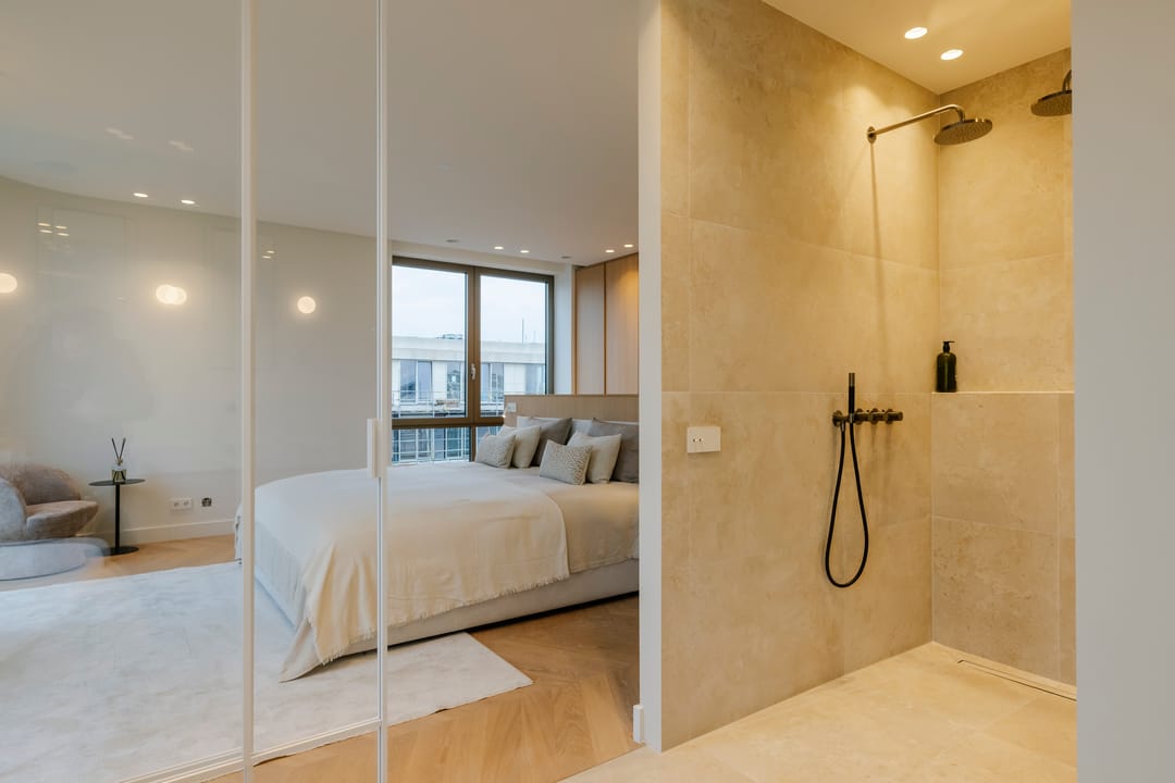Luxurious Penthouse with Panoramic Views in Amsterdam Overhoeks — 28