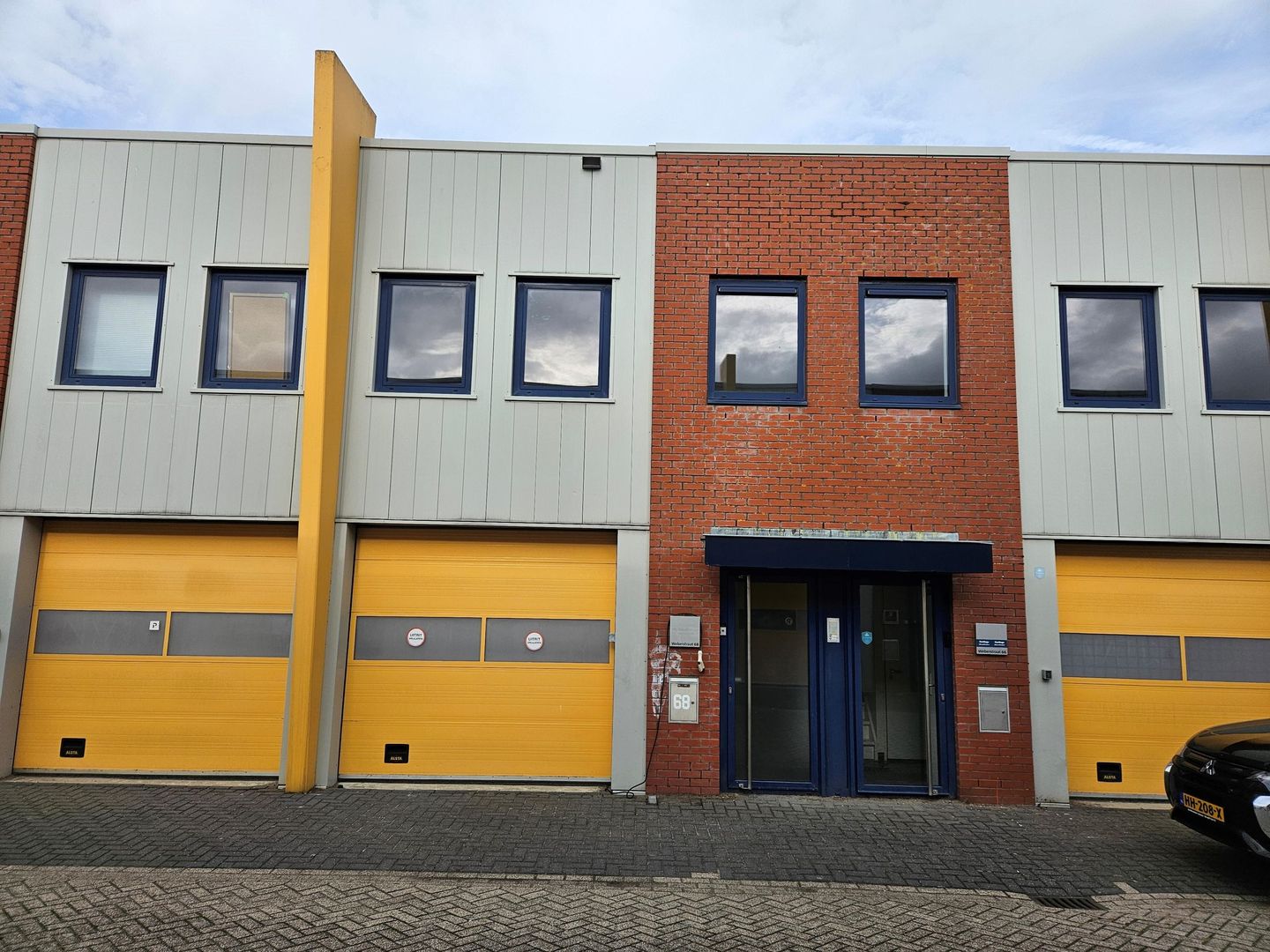 Bekijk foto 1 van Weberstraat 68