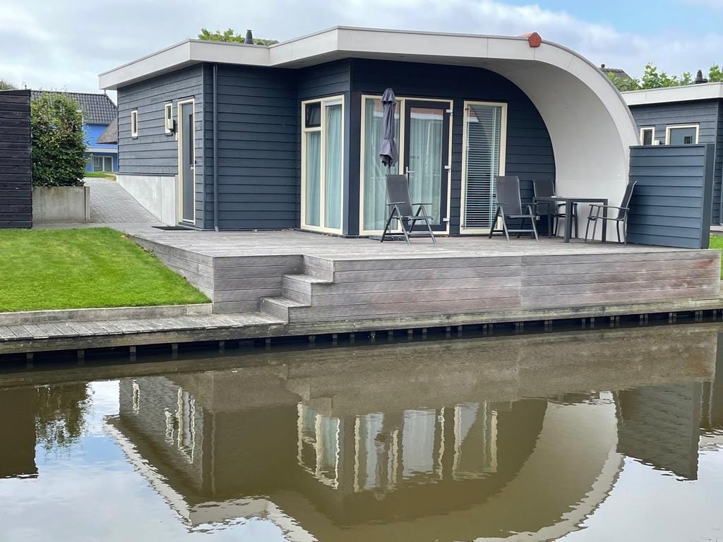 Photo 1 of De Bloemert 1-500