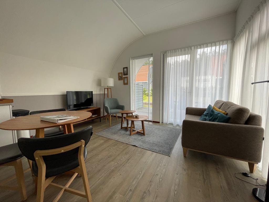 Photo 3 of De Bloemert 1-500