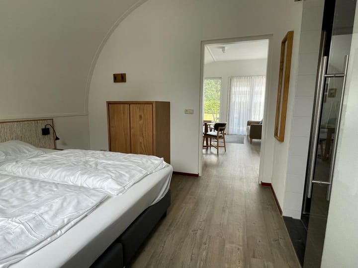 Foto 5 van De Bloemert 1-500