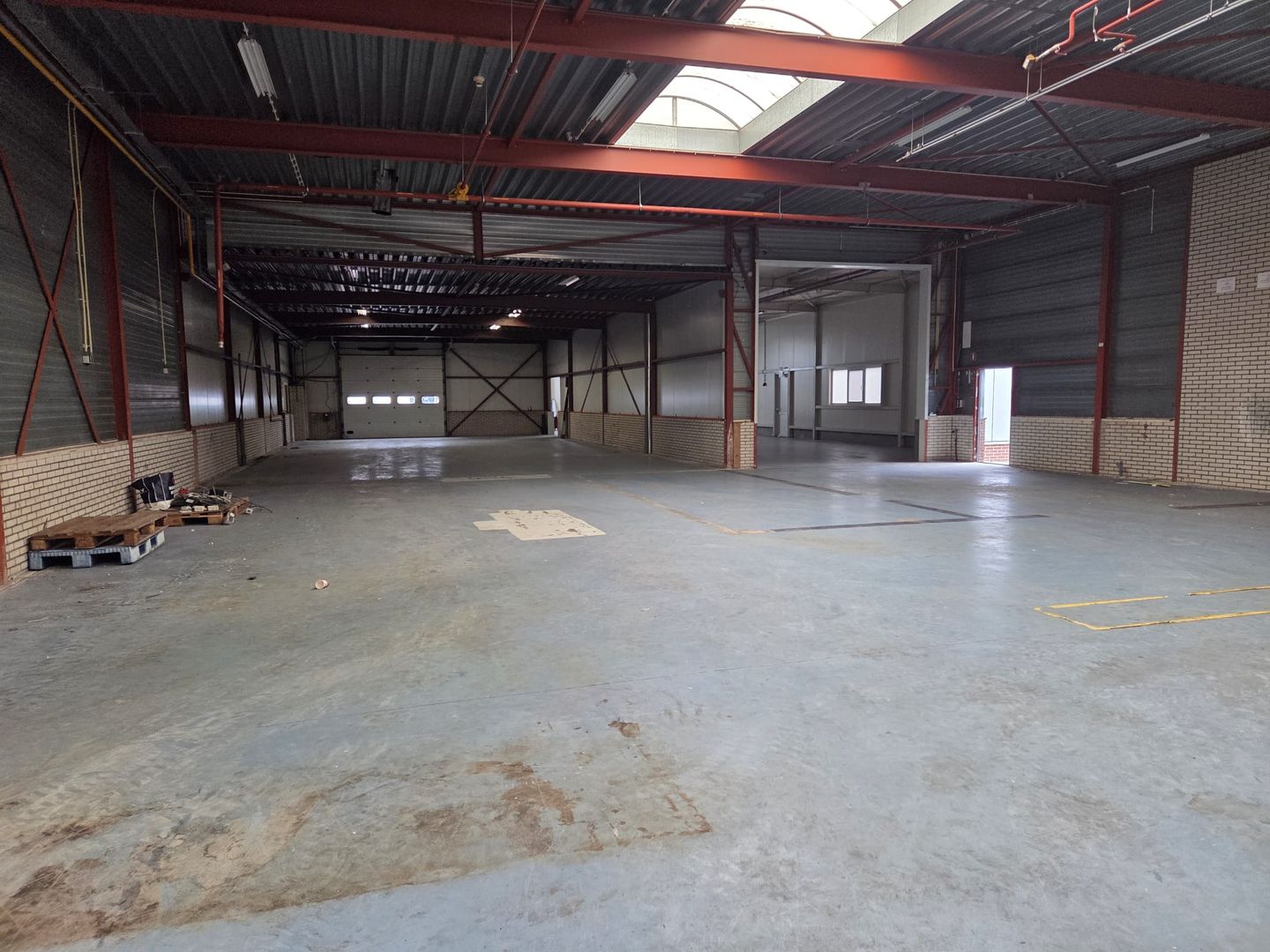 Bekijk foto 5 van Bedrijvenweg 45