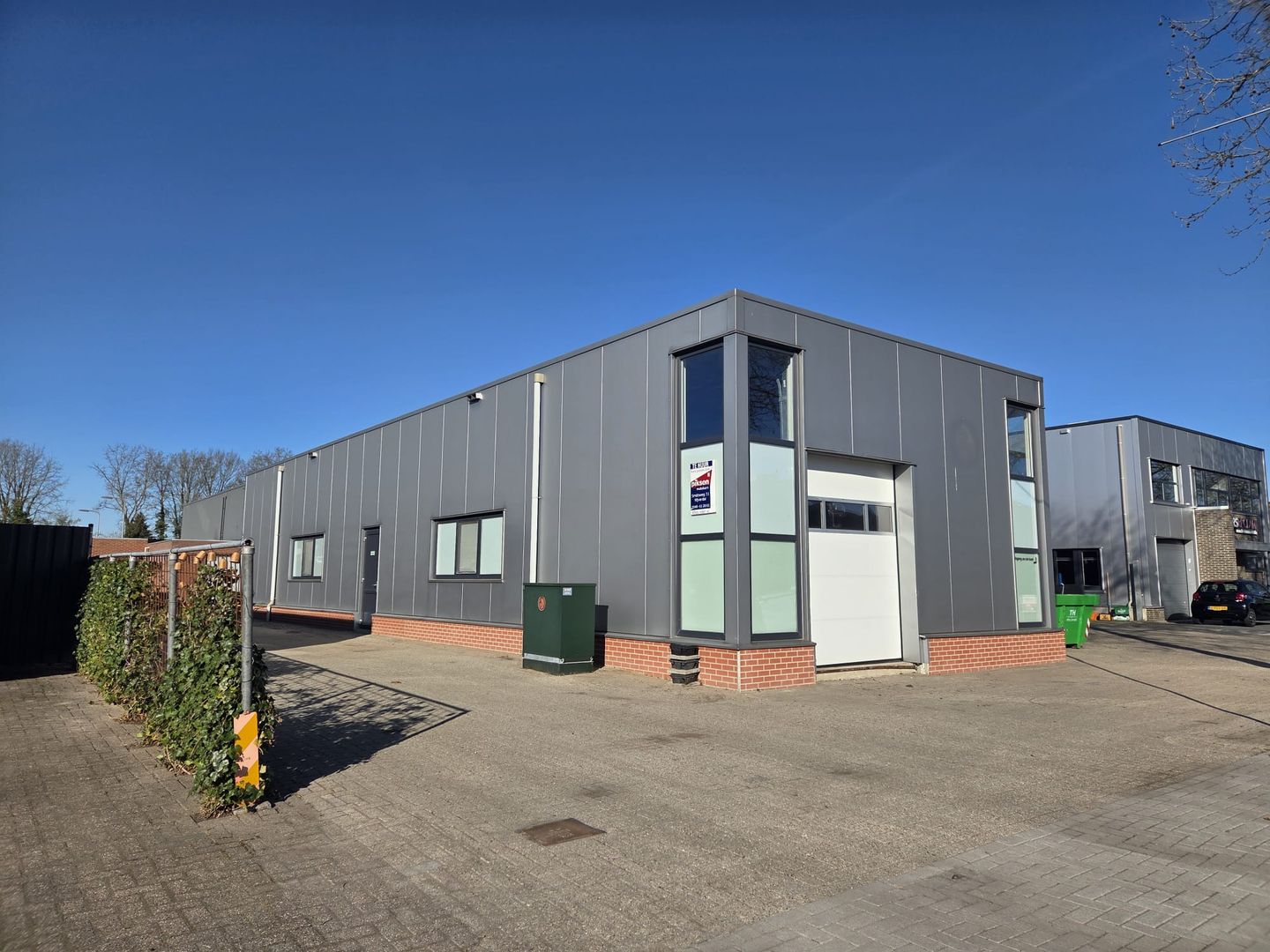 Bekijk foto 2 van Bedrijvenweg 45