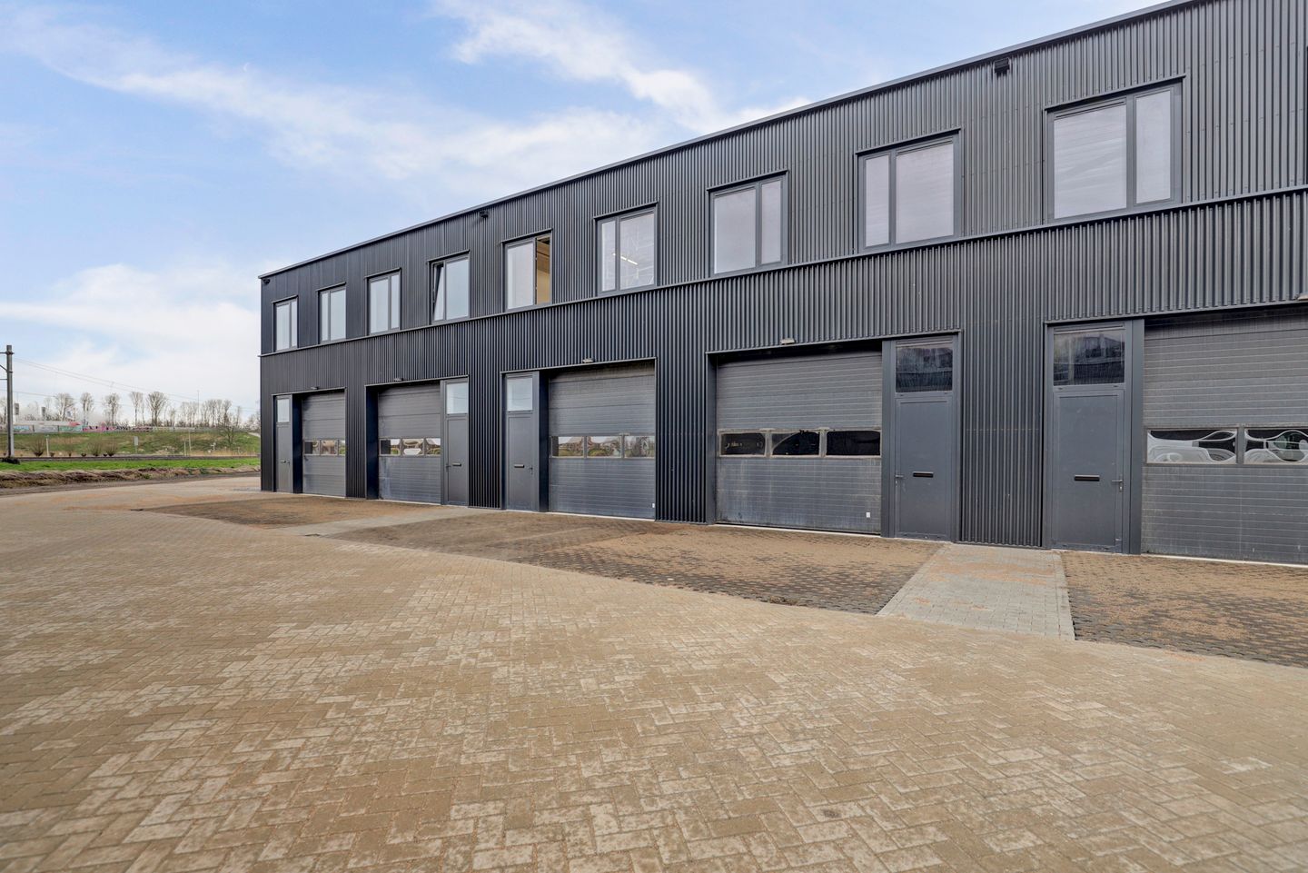 Bekijk foto 1 van Steur 418