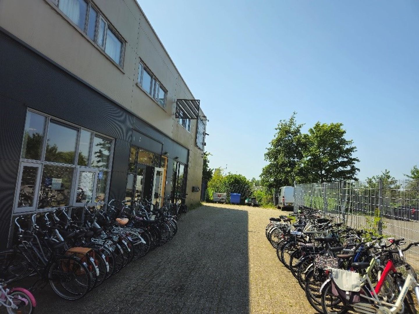 View photo 4 of Van IJsendijkstraat 144-P