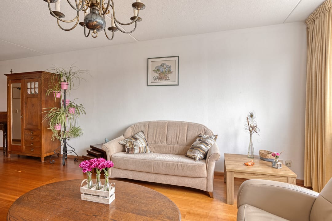 Photo 17 of Waldhoornlaan 37-C