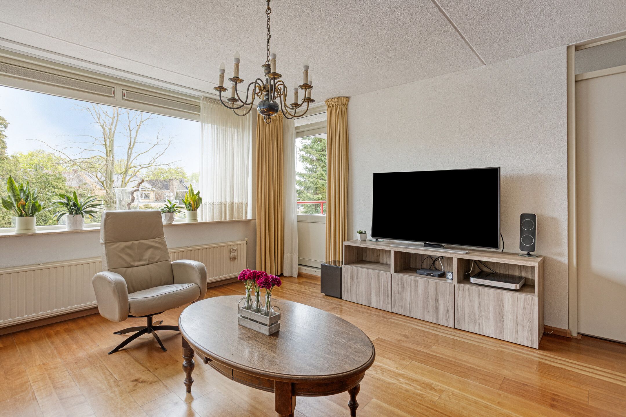 Photo 18 of Waldhoornlaan 37-C