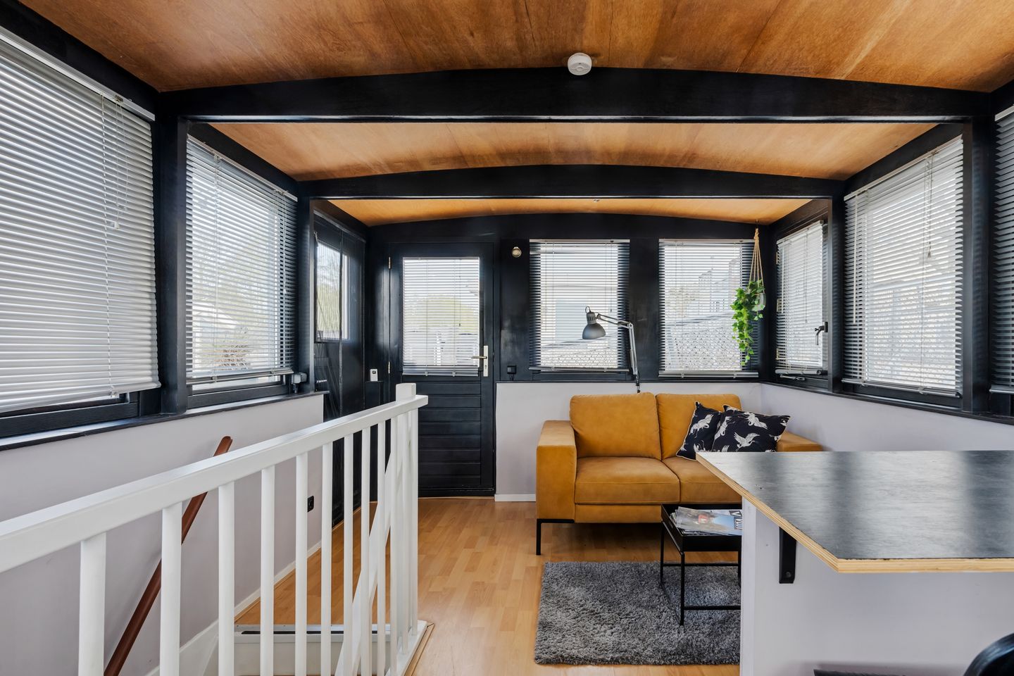 Photo 44 of Arubapier 28