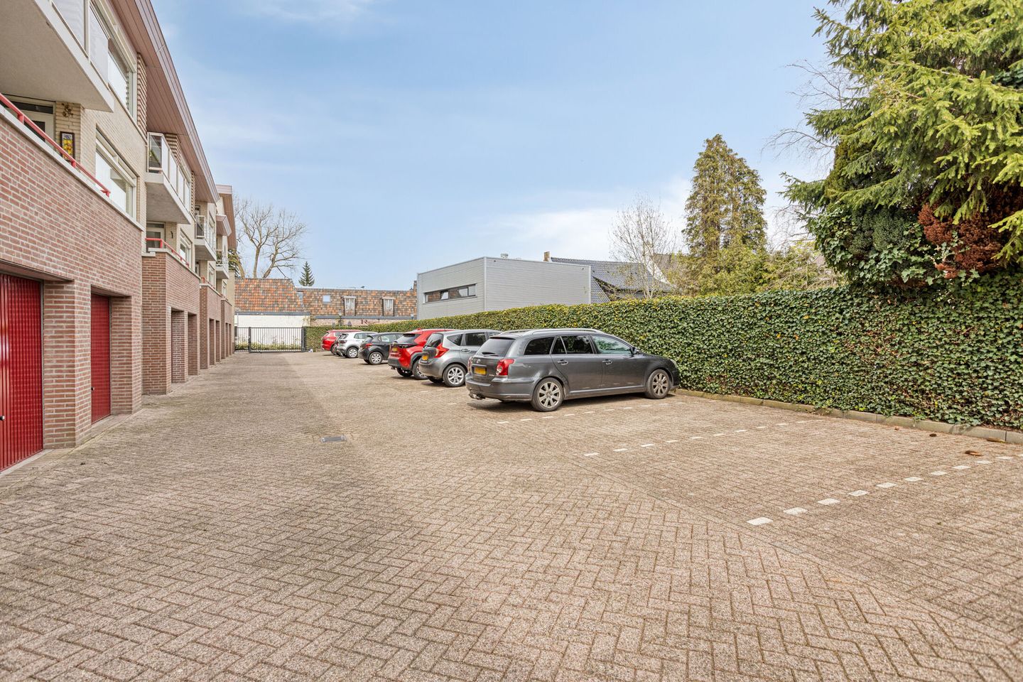 Photo 35 of Waldhoornlaan 37-C