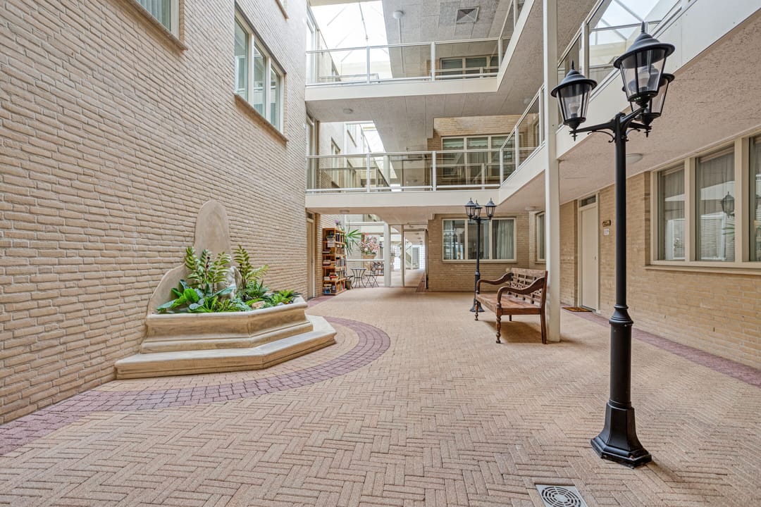 Photo 11 of Waldhoornlaan 37-C