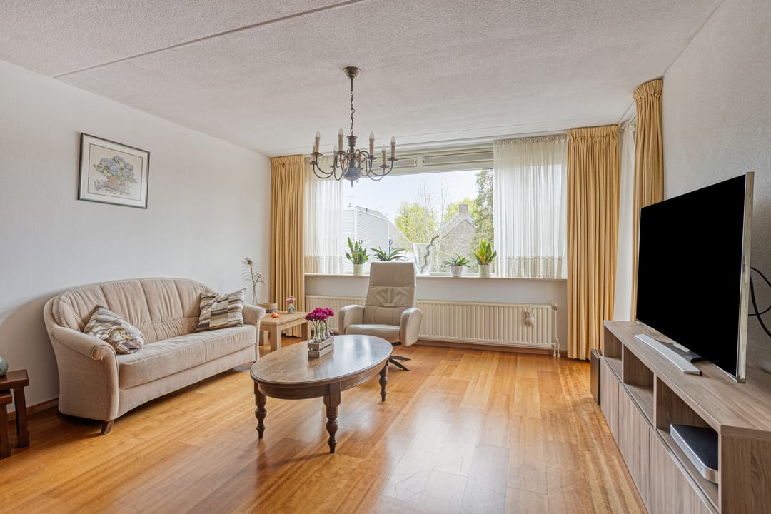 Photo 16 of Waldhoornlaan 37-C