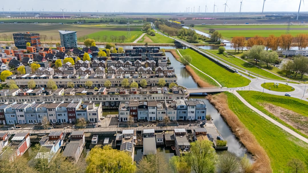 Photo 52 of Arubapier 28