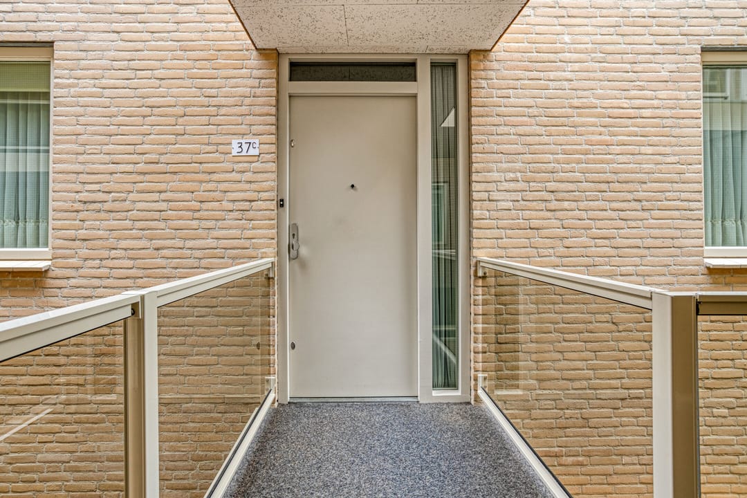 Photo 13 of Waldhoornlaan 37-C