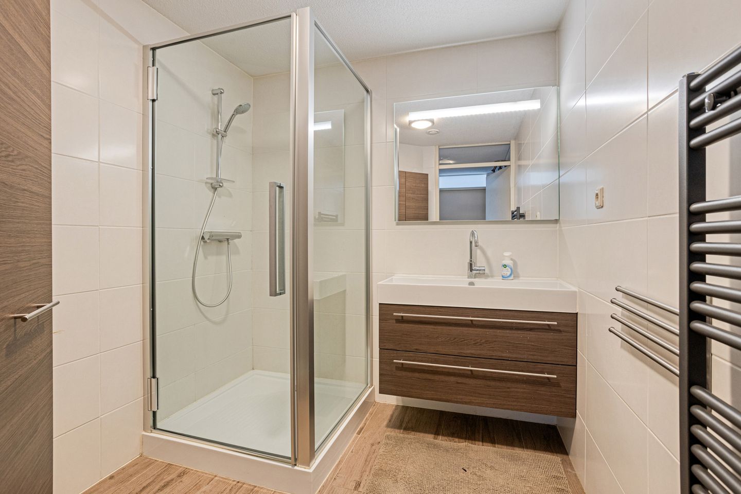 Photo 4 of Waldhoornlaan 37-C