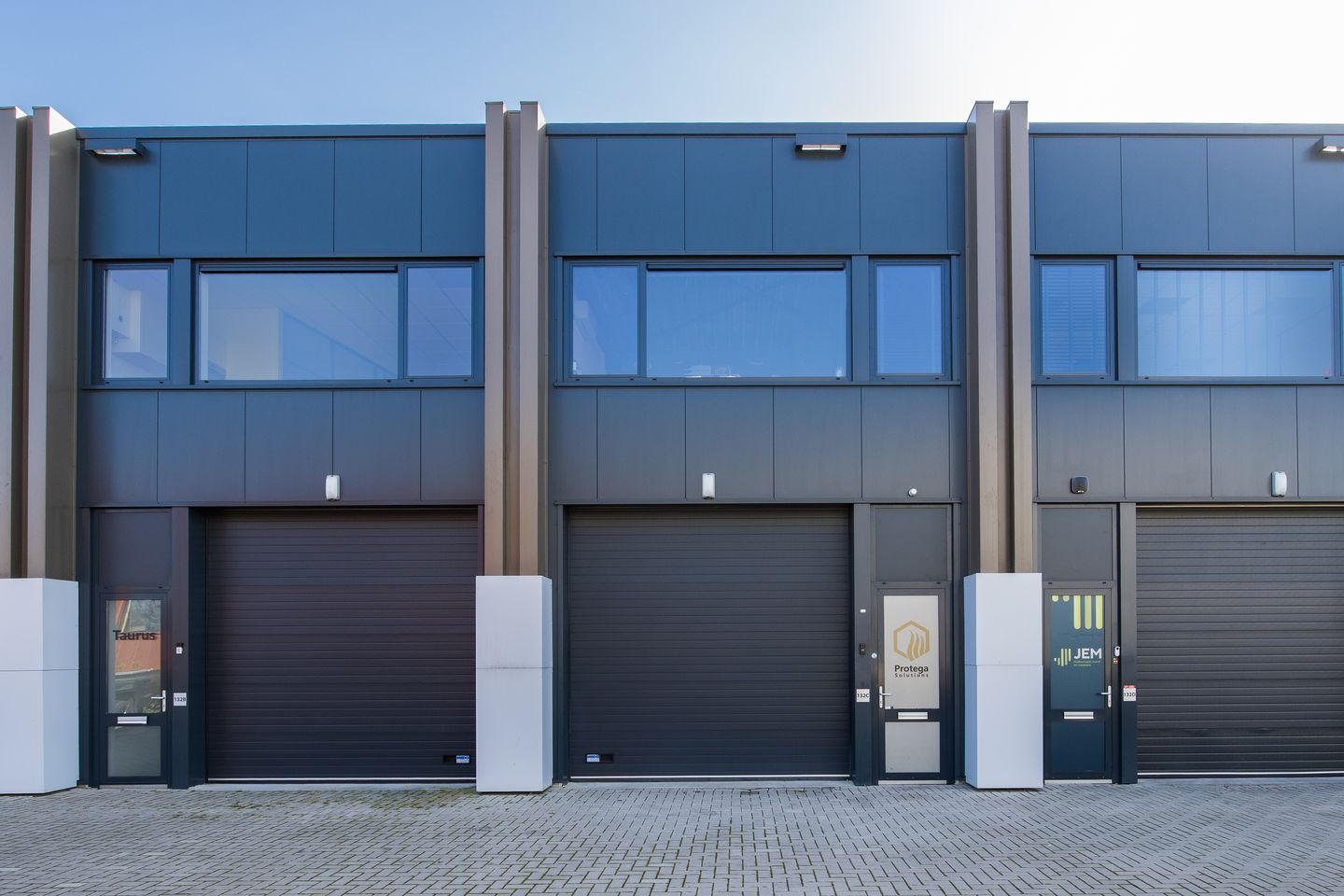 Bekijk foto 1 van Laan van de Kreeft 132-C