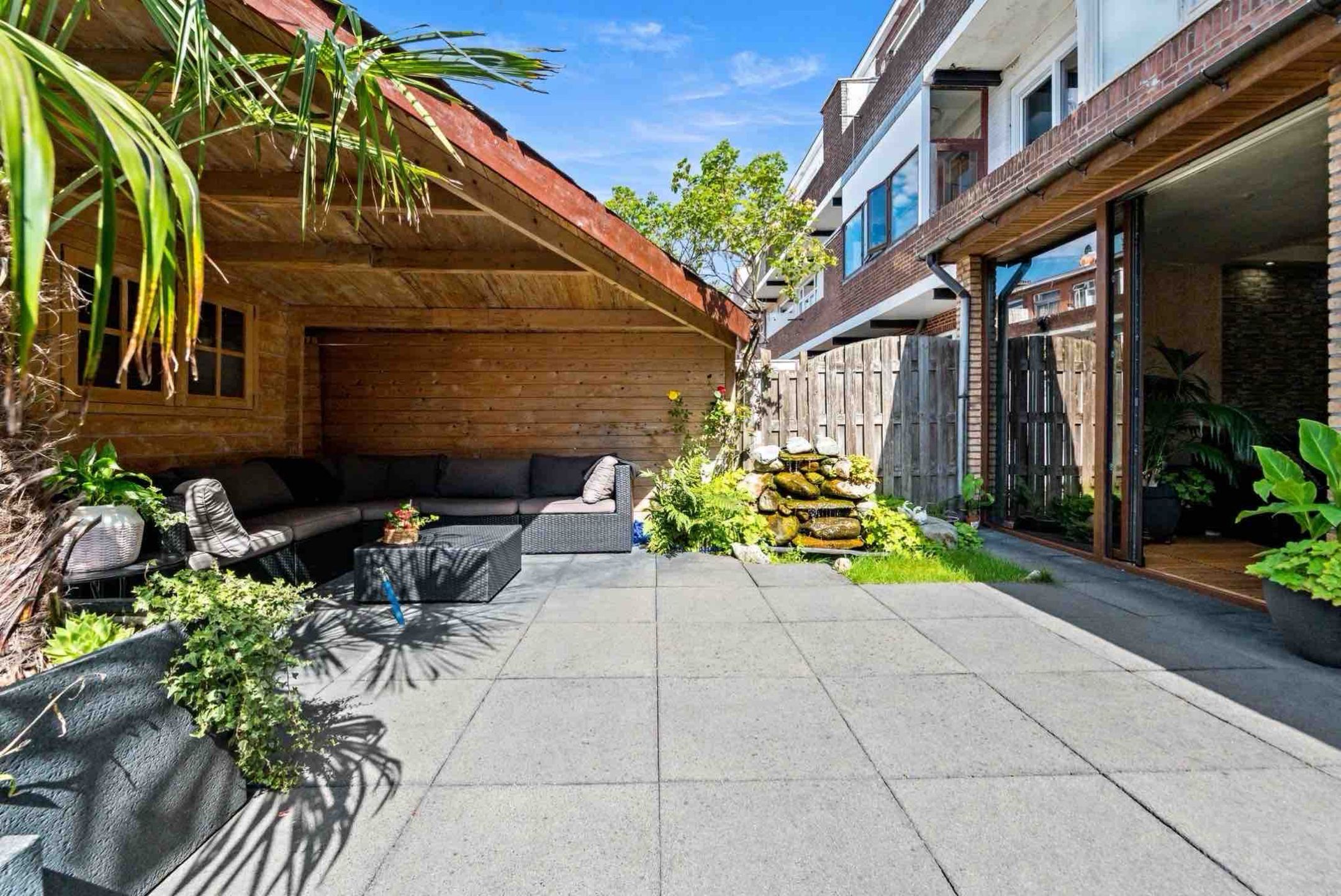 Photo 15 of Dautzenbergstraat 43