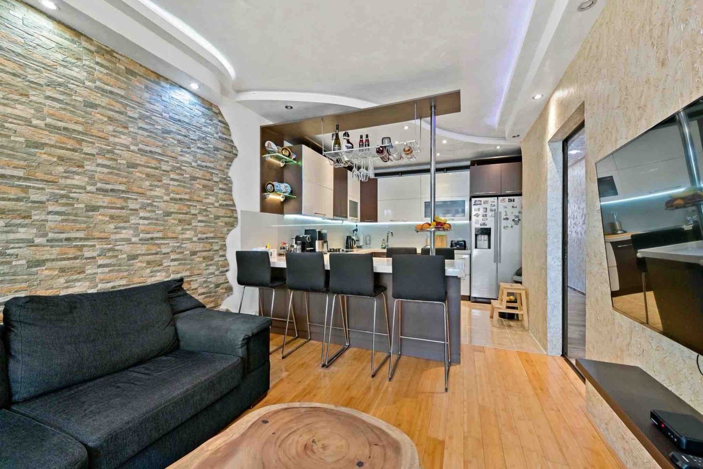 Photo 20 of Dautzenbergstraat 43