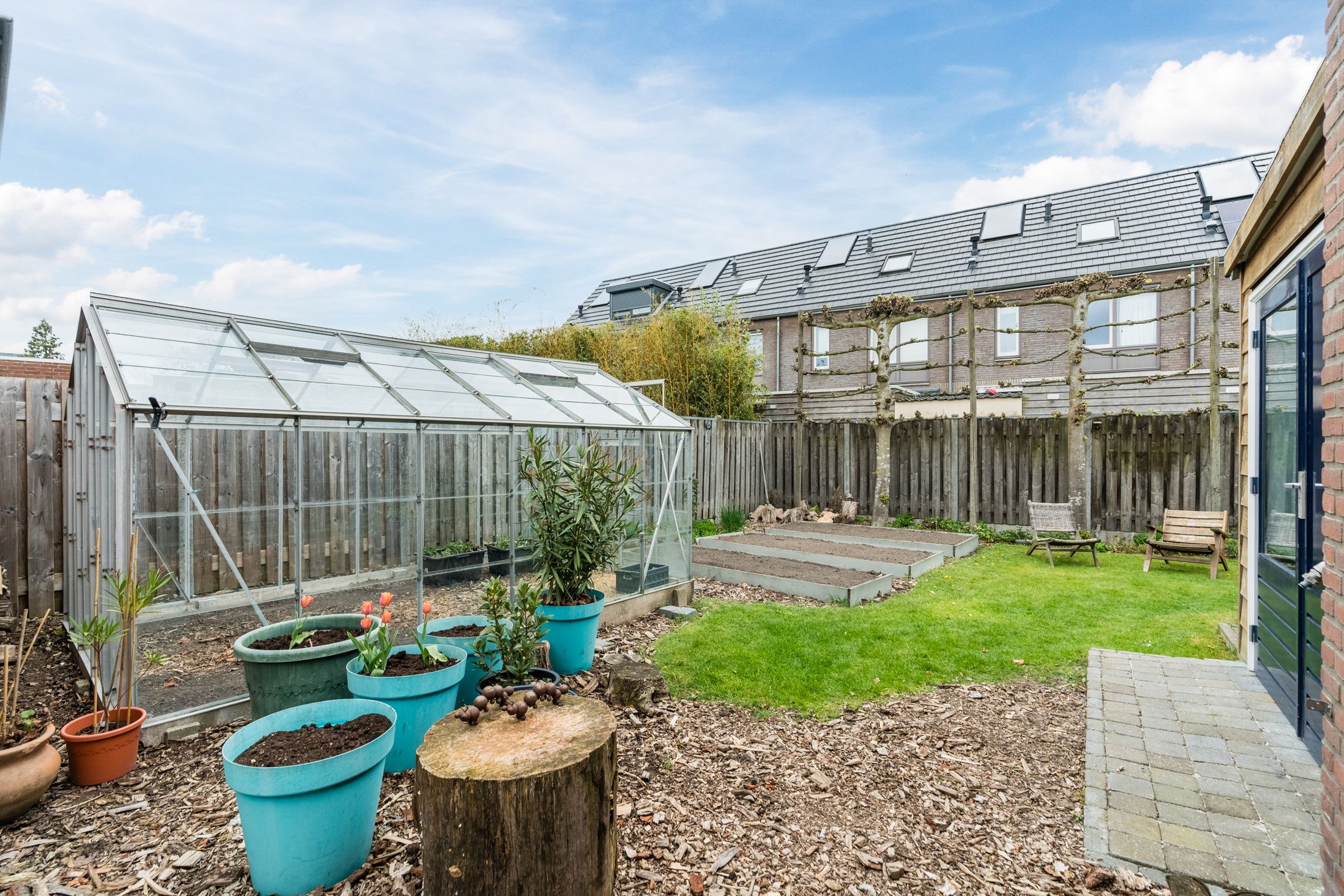 Photo 36 of Professor vd Veldenstraat 3