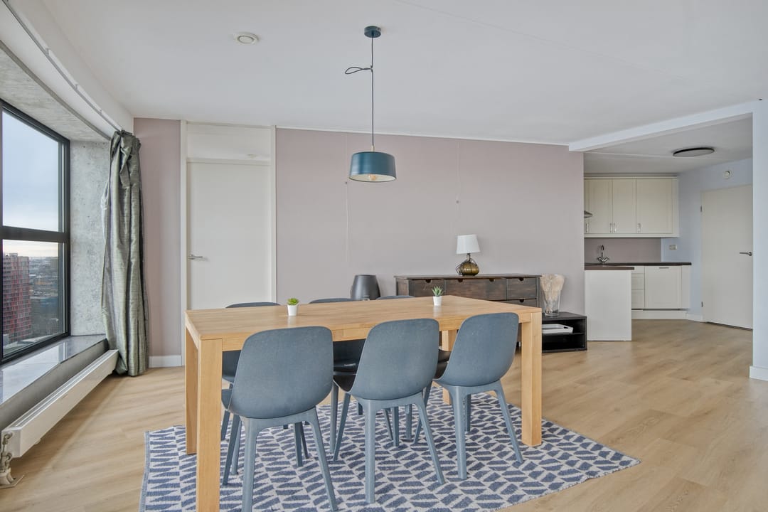 Foto 7 van Weena 247