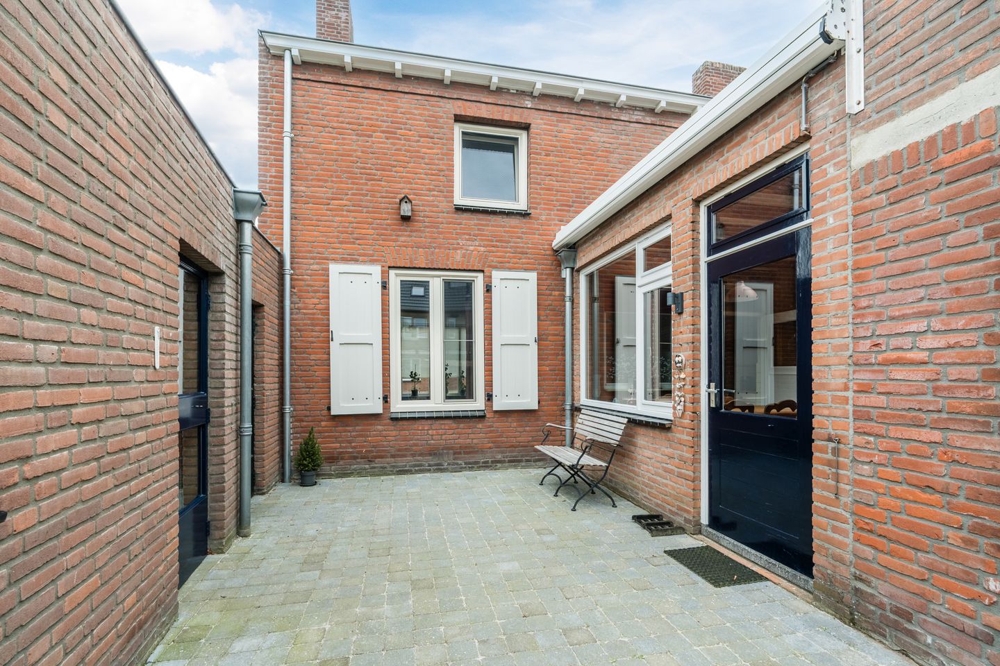 Photo 35 of Professor vd Veldenstraat 3