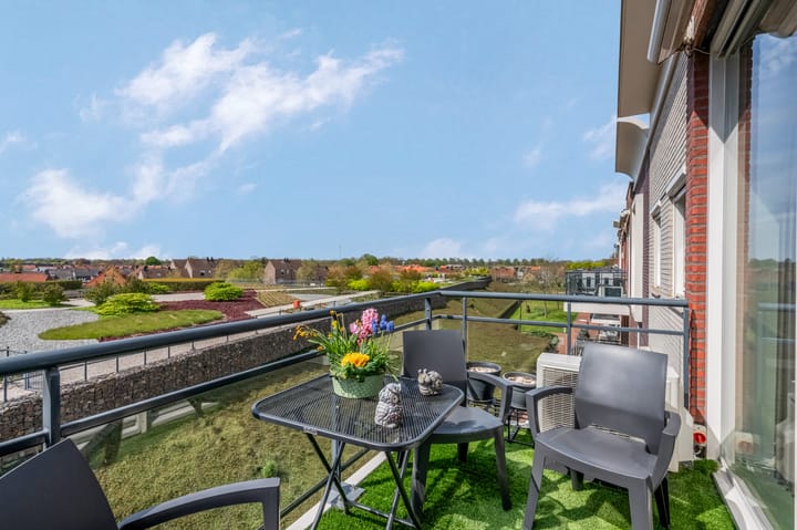 Photo 2 of Schullenhofstraat 46