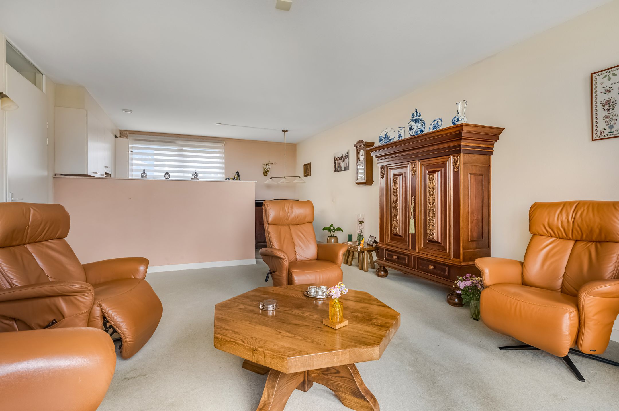 Photo 9 of Schullenhofstraat 46