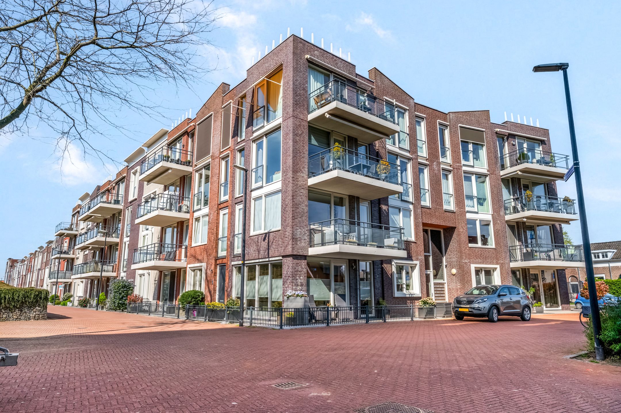 Photo 6 of Schullenhofstraat 46