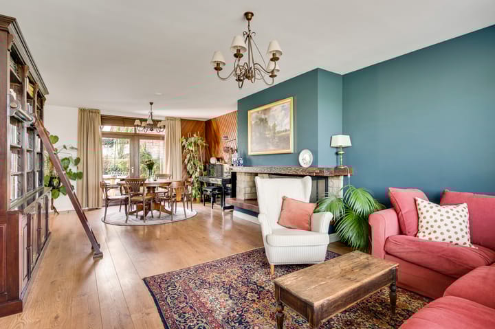 Photo 2 of Postbaan 15