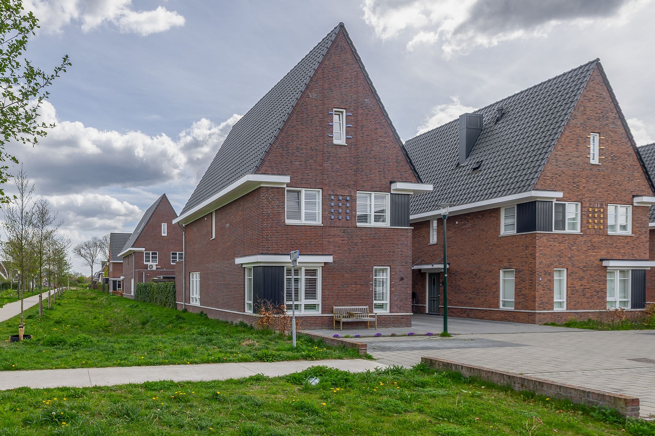 Photo 6 of Contrabasstraat 28