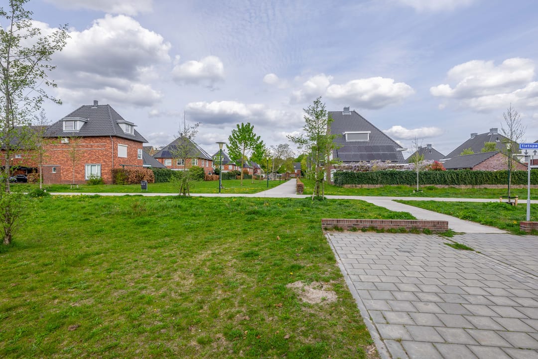 Photo 53 of Contrabasstraat 28