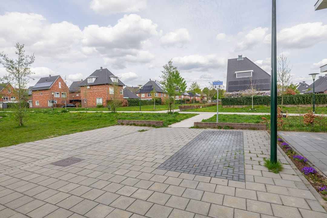 Photo 52 of Contrabasstraat 28