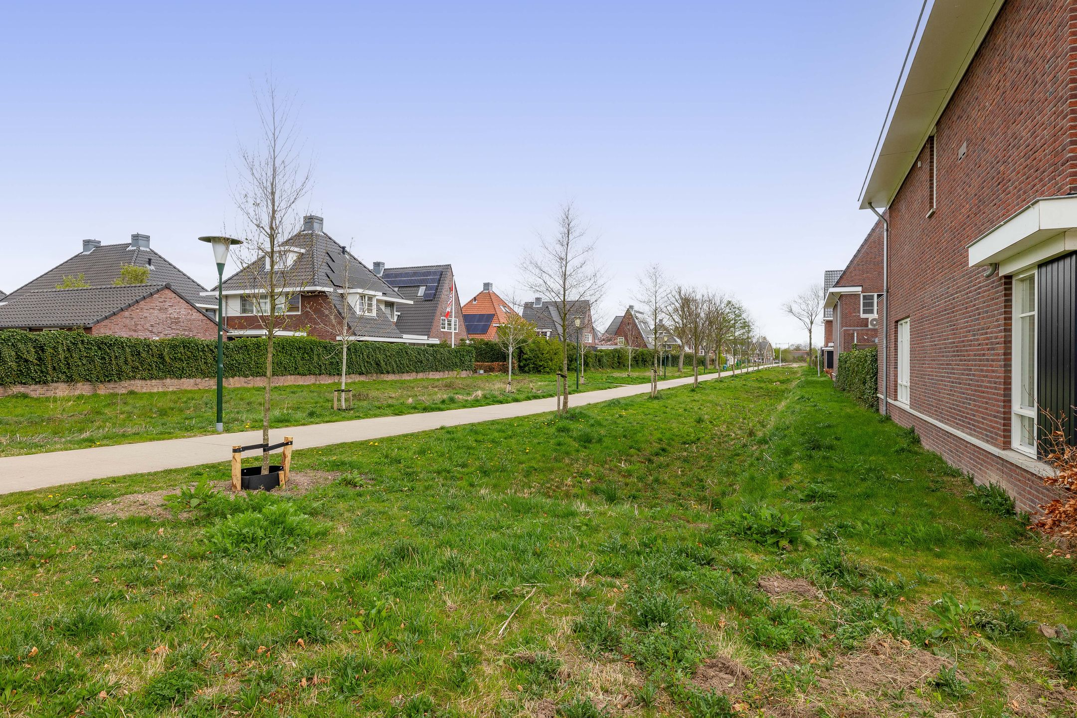 Photo 48 of Contrabasstraat 28