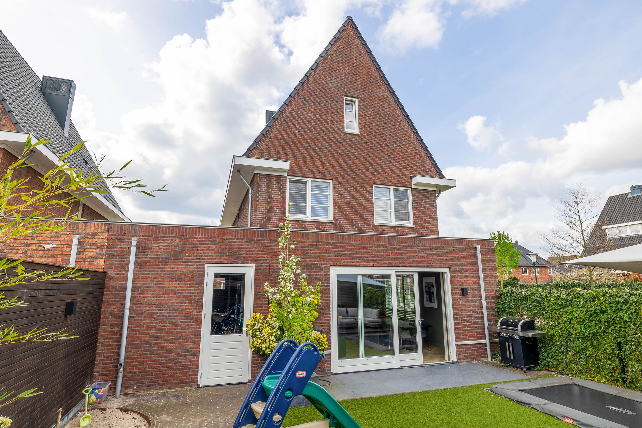 Photo 42 of Contrabasstraat 28