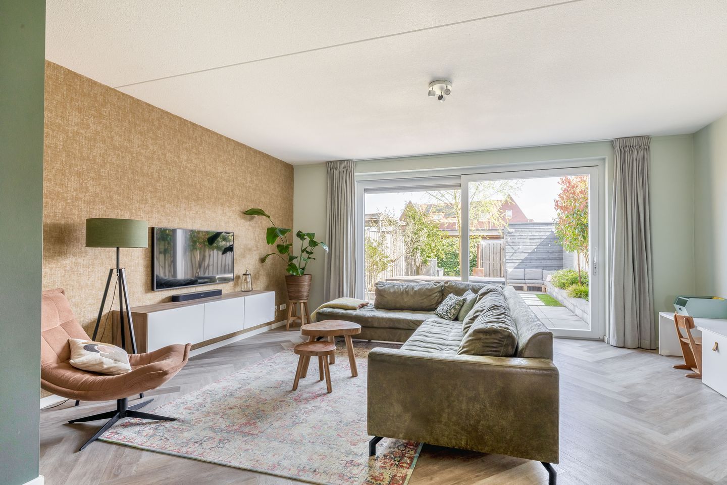 Foto 14 van Meeroeverslaan 190