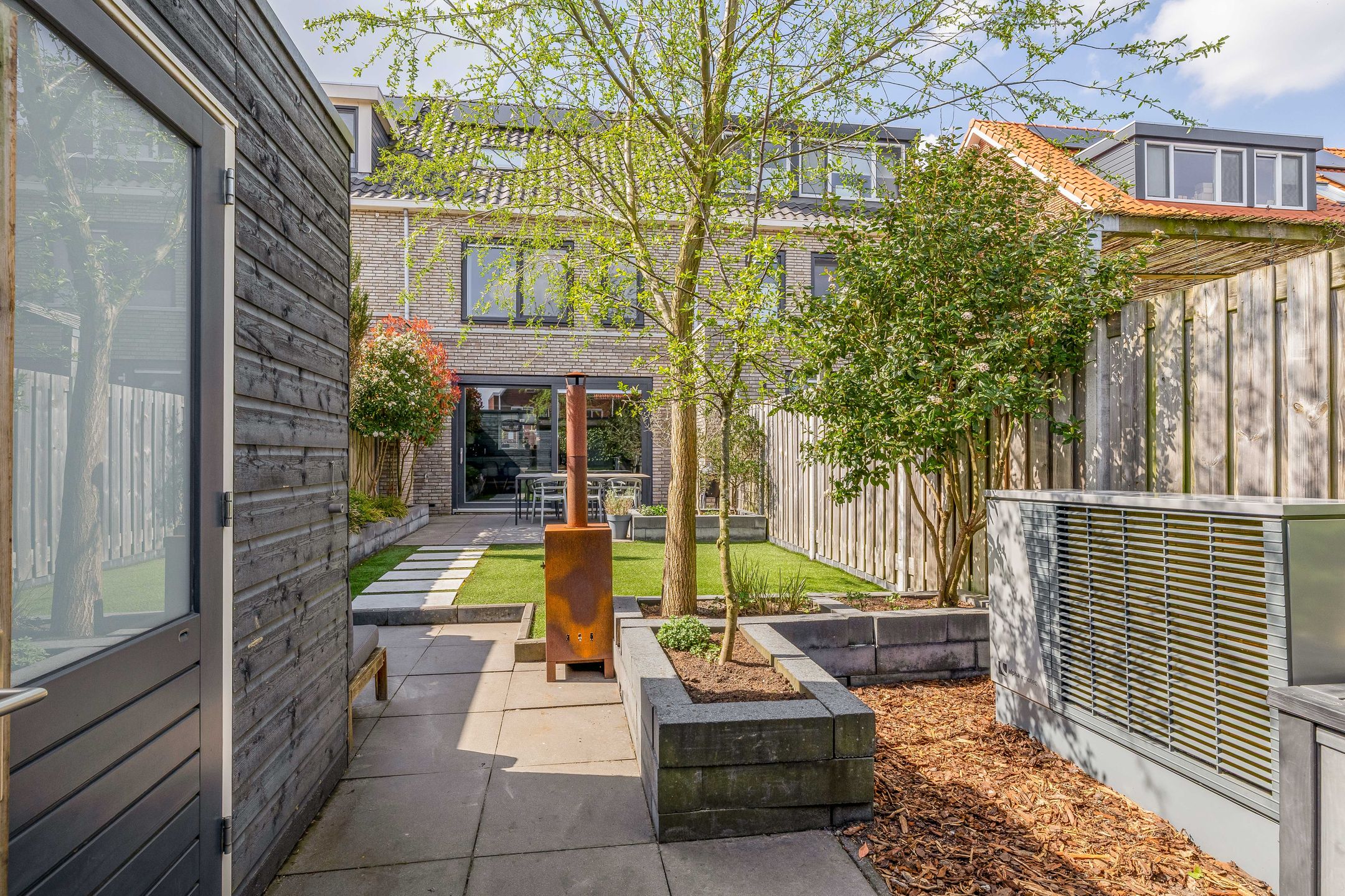 Foto 24 van Meeroeverslaan 190