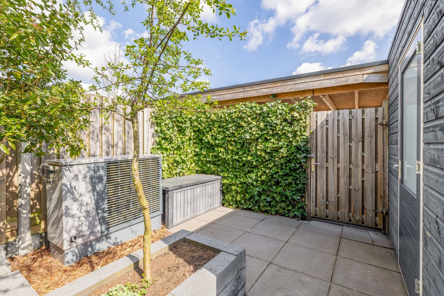 Foto 25 van Meeroeverslaan 190