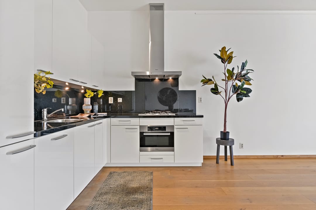 Photo 23 of Hellingweg 16-A